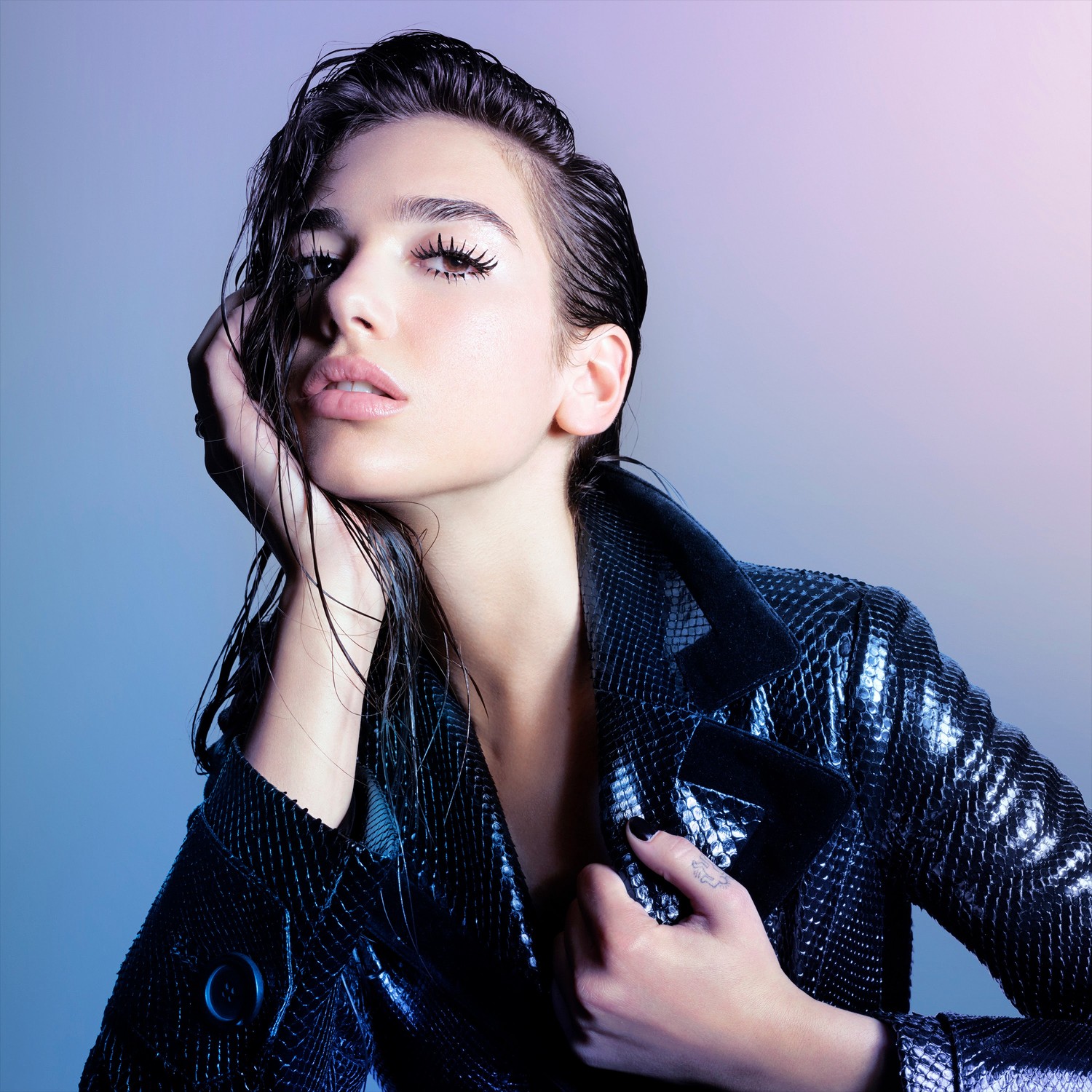 Téléchargez un portrait époustouflant de Dua Lipa en 4K