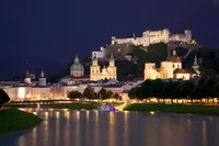 Découvrez la Beauté de Salzbourg la Nuit