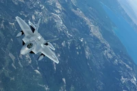 Téléchargez le superbe fond d'écran F-22 Raptor