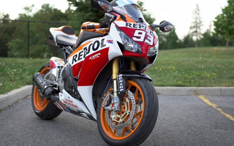 Honda CBR1000RR Repsol Racing Wallpaper