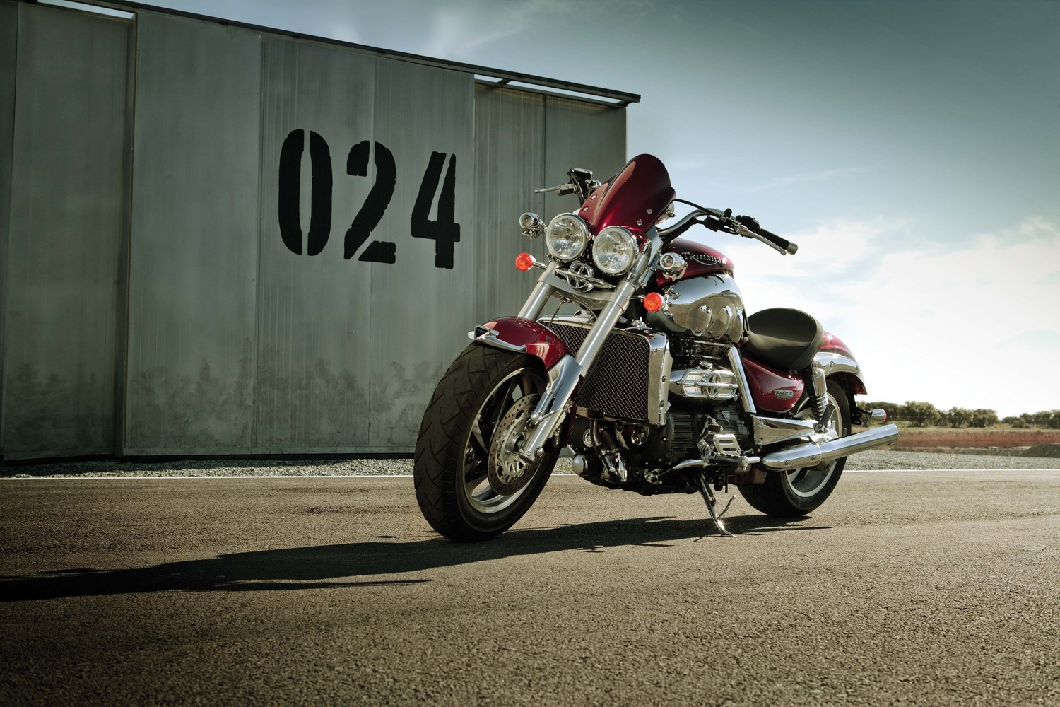 Explore the Iconic Triumph Rocket III Wallpaper