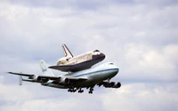 Explore the Boeing 747 and Space Shuttle Discovery Wallpaper