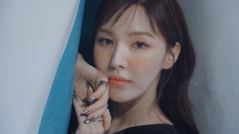 Download Stunning Wallpaper of Red Velvet's Wendy from Feel My Rhythm