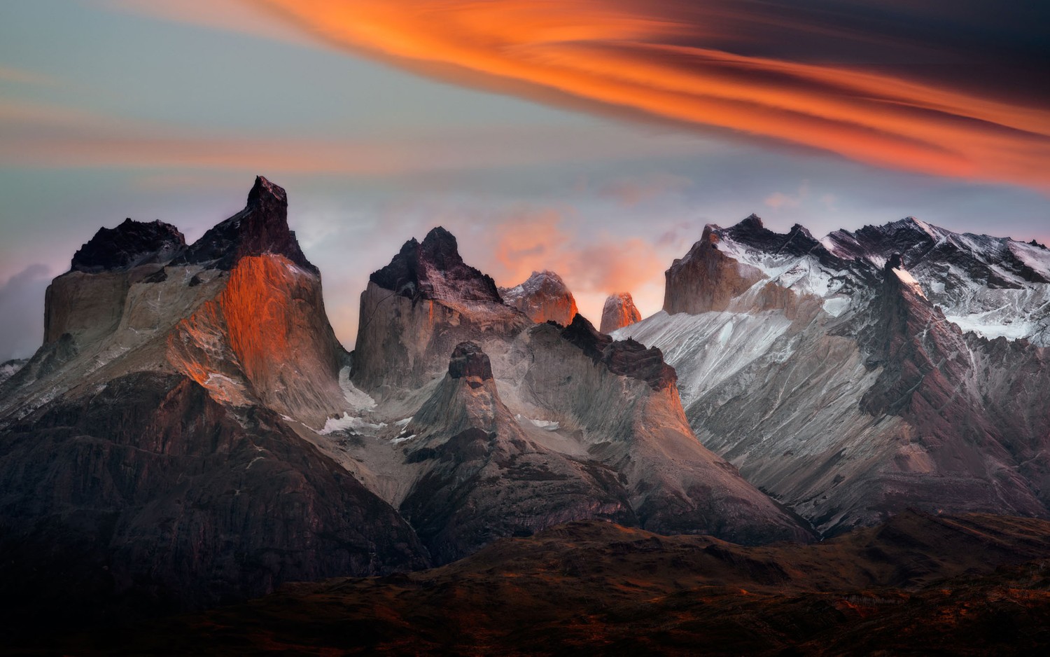 Explora el Impresionante Fondo de Pantalla del Parque Nacional Torres del Paine