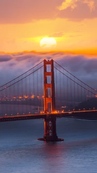 Experimenta la belleza del atardecer en el puente Golden Gate