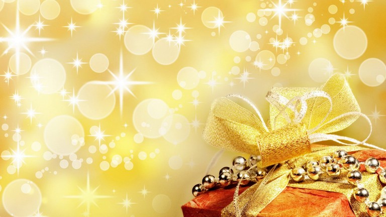 Stunning Golden Gift Wallpaper for Your Holiday Spirit