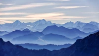 Fondo de Pantalla de Espectaculares Cadenas Montañosas