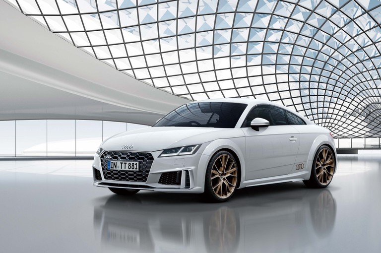 Download the Latest Audi TTS Coupe 2023 Wallpaper in 4K