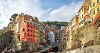 Riomaggiore : un village côtier vibrant dans les Cinque Terre