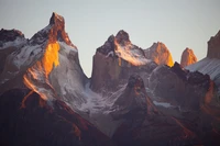 Téléchargez un Éblouissant Fond d'Écran du Parc National Torres del Paine