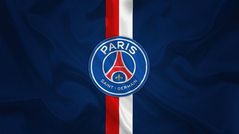 Paris Saint Germain 5K Wallpaper – Perfect for Sports Fans