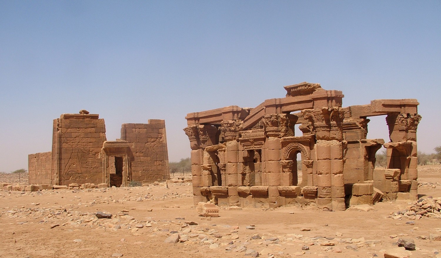 Ancient Nubia's Treasures: Download the Wallpaper of Historic Sites