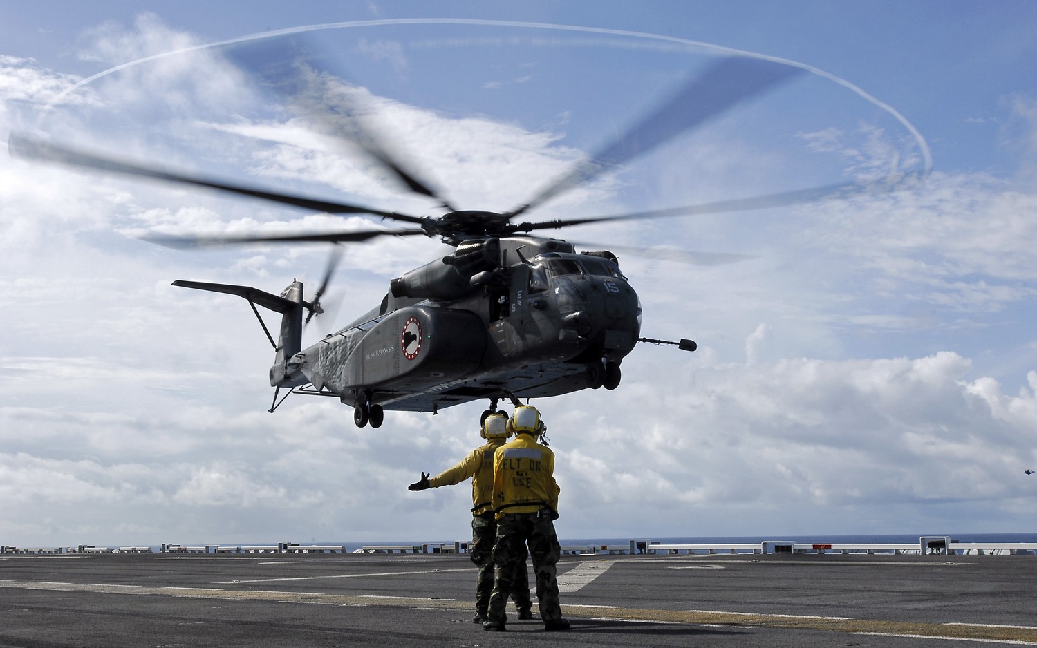 Explore the Sikorsky MH-53 Helicopter Wallpaper