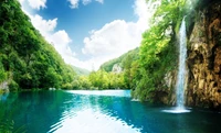 Cascade Éblouissante au Parc National des Lacs de Plitvice