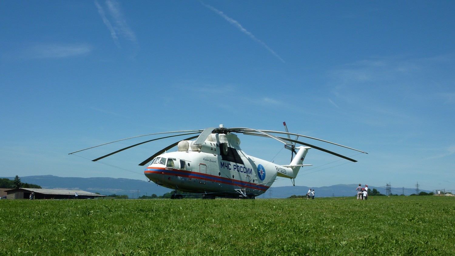 Descarga un hermoso fondo de pantalla del helicóptero Mil Mi 26