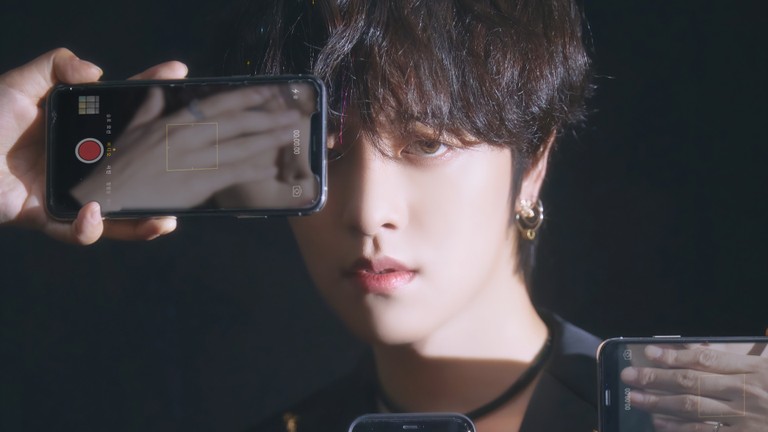 ONEUS Ravn Wallpaper - Capture the Moment!