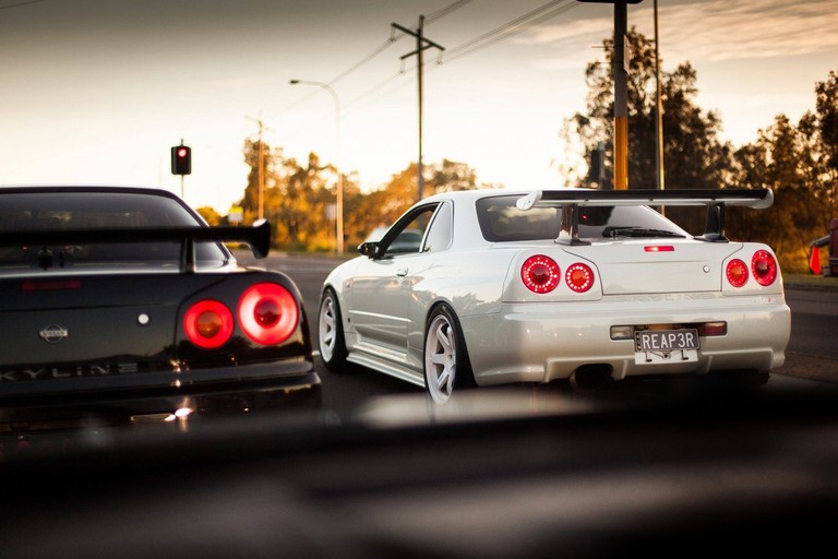 Amazing Nissan Skyline GT-R Wallpaper for Car Enthusiasts