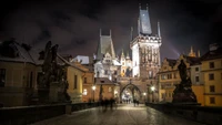 Explora el Encantador Paisaje Nocturno de Praga