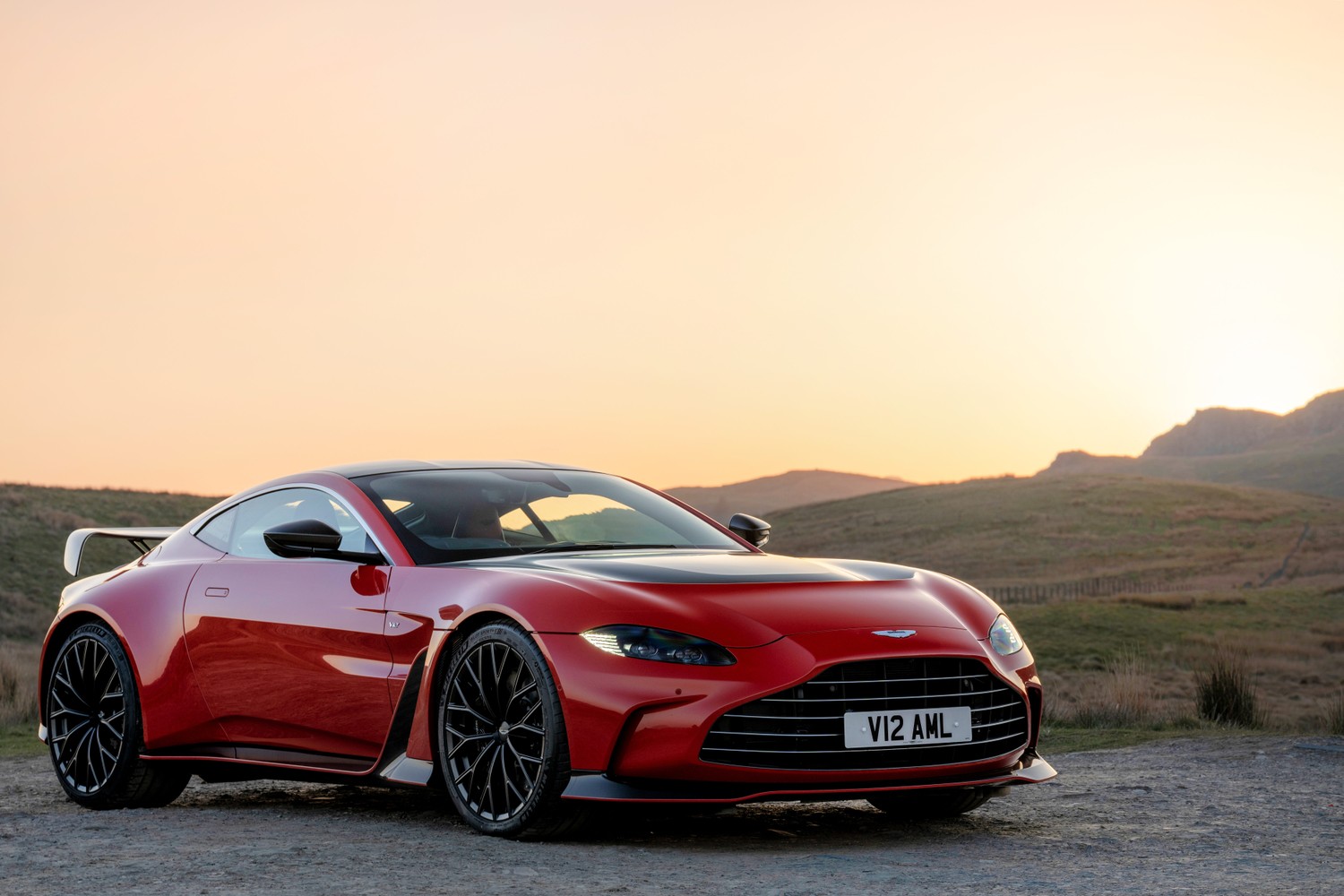 Download Stunning Aston Martin V12 Vantage Wallpapers in 5K and 8K