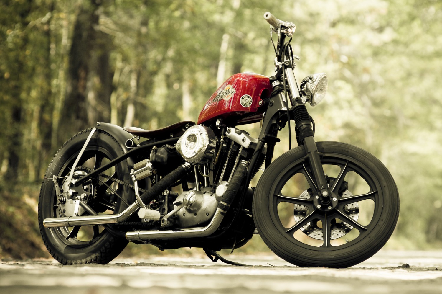 Download Our Stunning Bobber Motorcycle Wallpaper