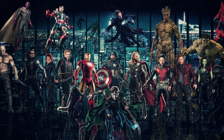 Download the Ultimate Avengers Wallpaper