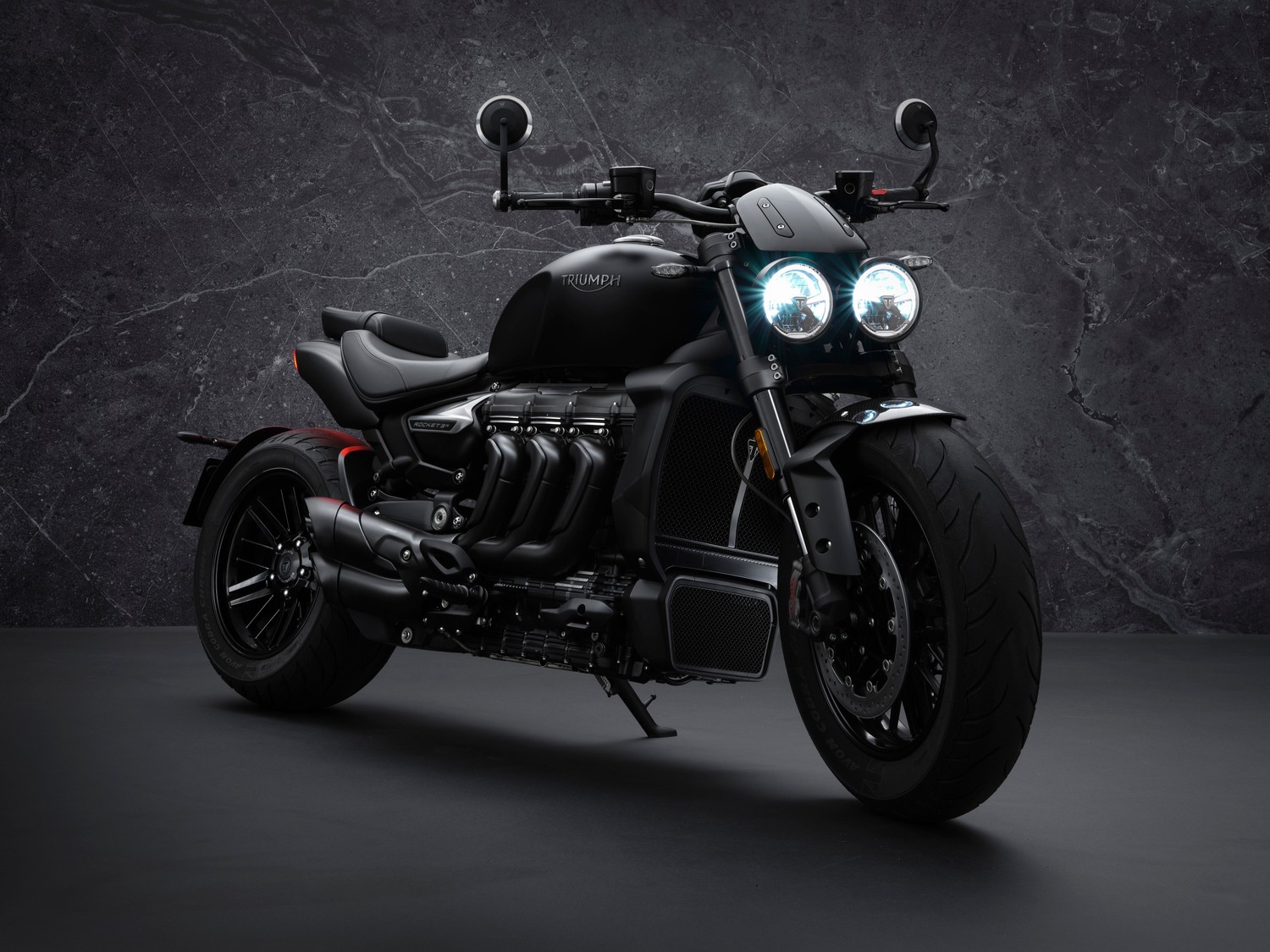 Download the Triumph Rocket 3 R Black Edition 2021 Wallpaper