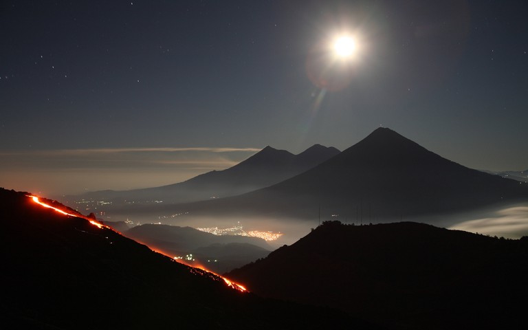 Experience the Beauty of Pacaya Volcano at Night