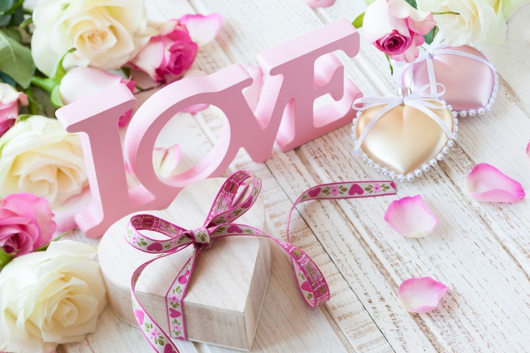 Stunning Romantic Wedding Favors Wallpaper