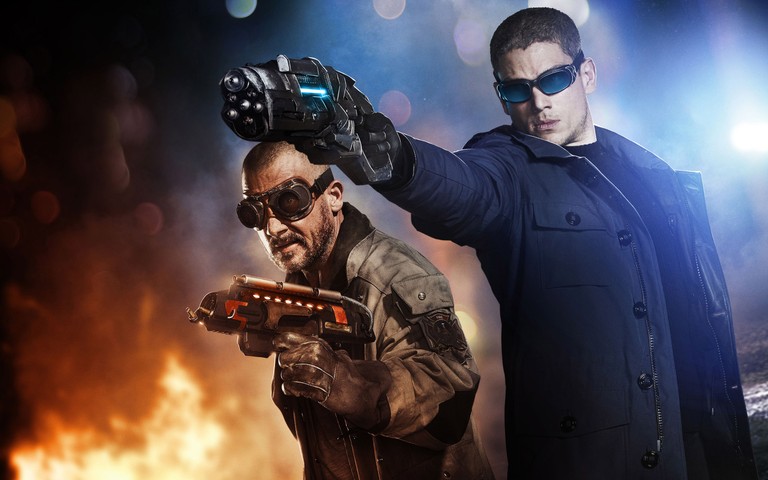 Stunning Captain Cold Wallpaper for Gamers and Movie Enthusiasts