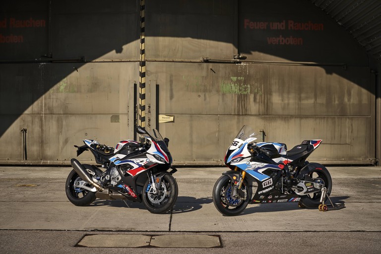 BMW M 1000 RR: Superbikes Wallpaper Collection