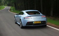 Descarga Increíbles Fondos de Pantalla Aston Martin Vantage