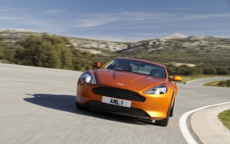 Aston Martin: Experience the Elegance of Sports Cars