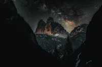 Explora el Cielo Nocturno sobre Tres Cimas de Lavaredo