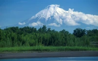 Découvrez le Majestueux Volcan Tolbachik à Kamchatka