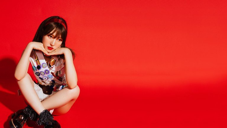 Vibrant Wendy Wallpaper from Red Velvet's Summer Magic