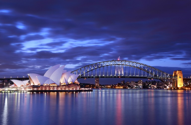 Download Stunning Sydney Harbour Bridge and Opera House Wallpaper