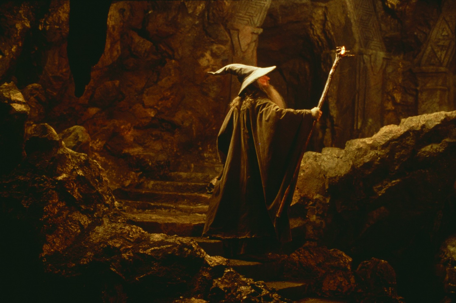 Download Stunning Gandalf Wallpaper from The Lord of the Rings