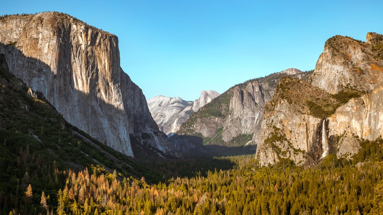 Explore the Beauty of Yosemite Valley