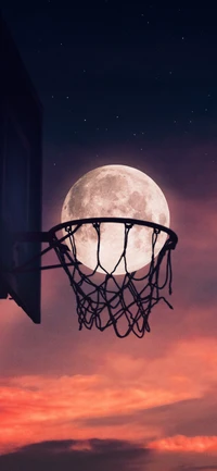 Descarga el Fondo de Pantalla de la Cancha de Baloncesto con Luna Llena