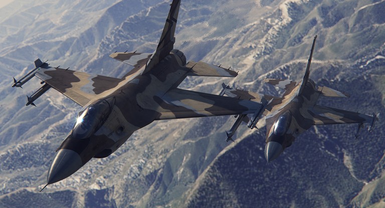 High-Quality Fighter Aircraft Wallpaper Featuring F-15 Eagle and F-16 Jets