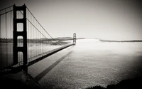 Pont Golden Gate : Une Vue Hypnotisante en Noir et Blanc