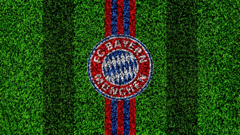 FC Bayern Munich Green Background Wallpaper